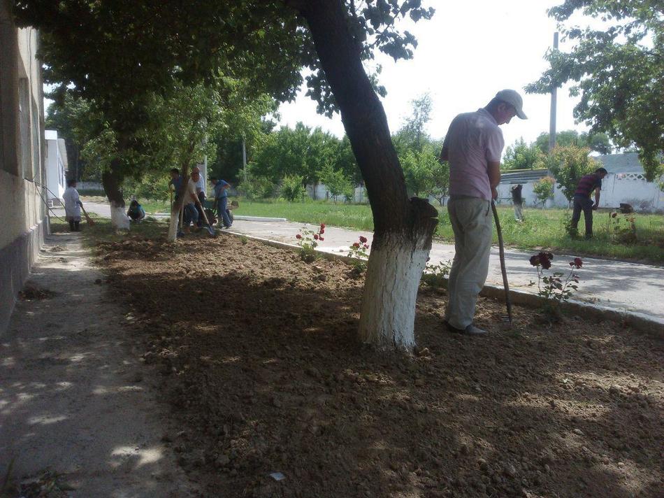 “Наврўз” умумҳалқ байрамини муносиб нишонлашга тайёргарлик кўриш учун ободонлаштириш ишлари олиб борилди.